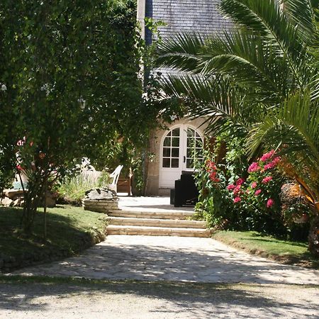 Chez Renee Et Raynal B&B Plounevez-Lochrist Luaran gambar