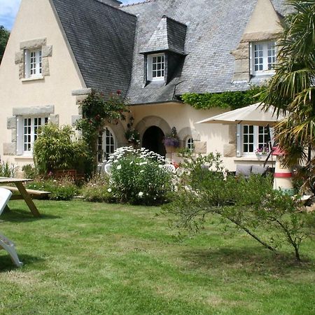 Chez Renee Et Raynal B&B Plounevez-Lochrist Luaran gambar