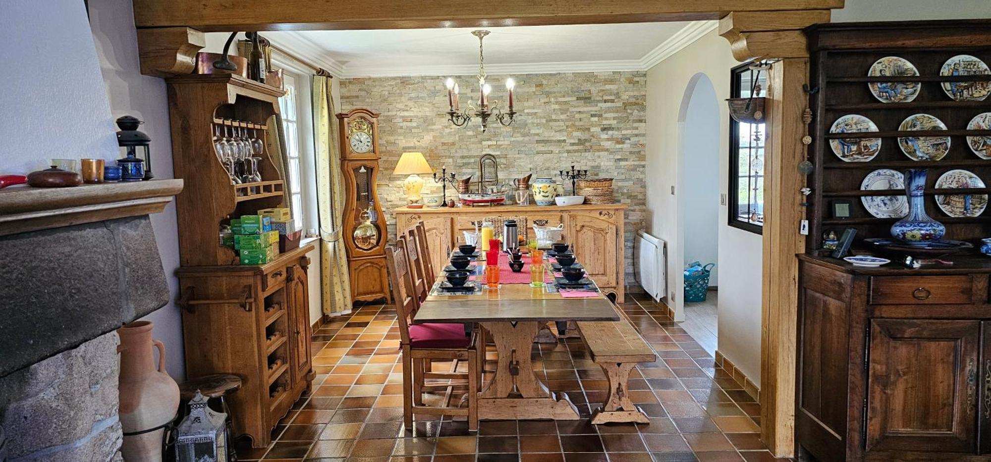 Chez Renee Et Raynal B&B Plounevez-Lochrist Luaran gambar
